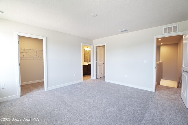 Foto del edificio - 1865 Kendall Pointe Pl
