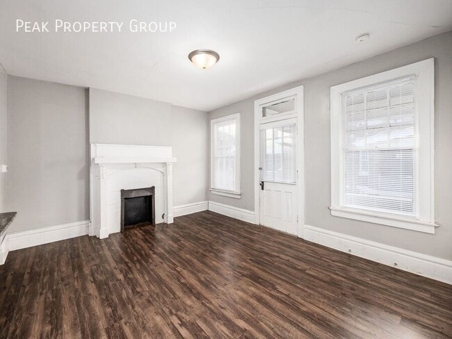 Building Photo - 26 E 2nd Ave