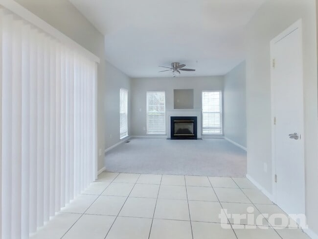 Building Photo - 7904 Bardwell Ct