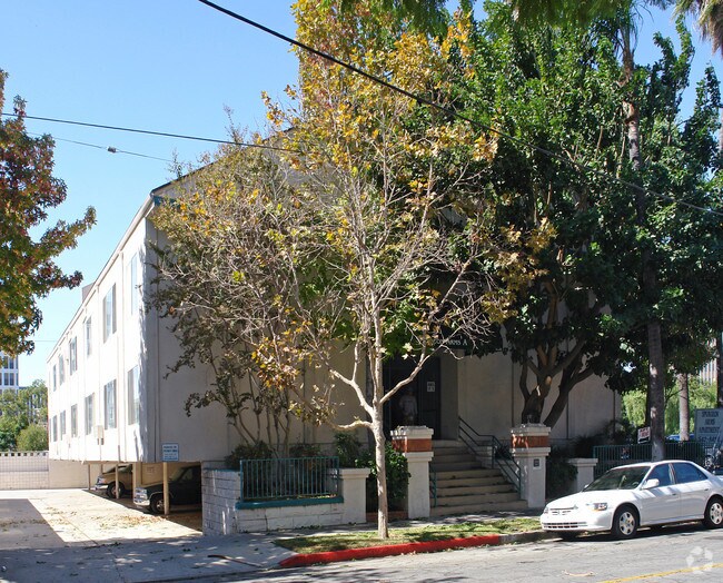 Foto del edificio - Spurgeon Arms Apartments