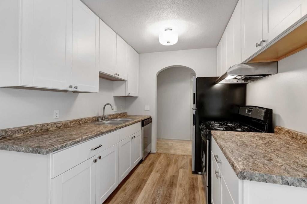 Foto principal - 7310 York Ave S