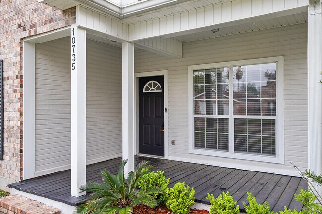 Foto del edificio - 10735 Erin Vale Ave