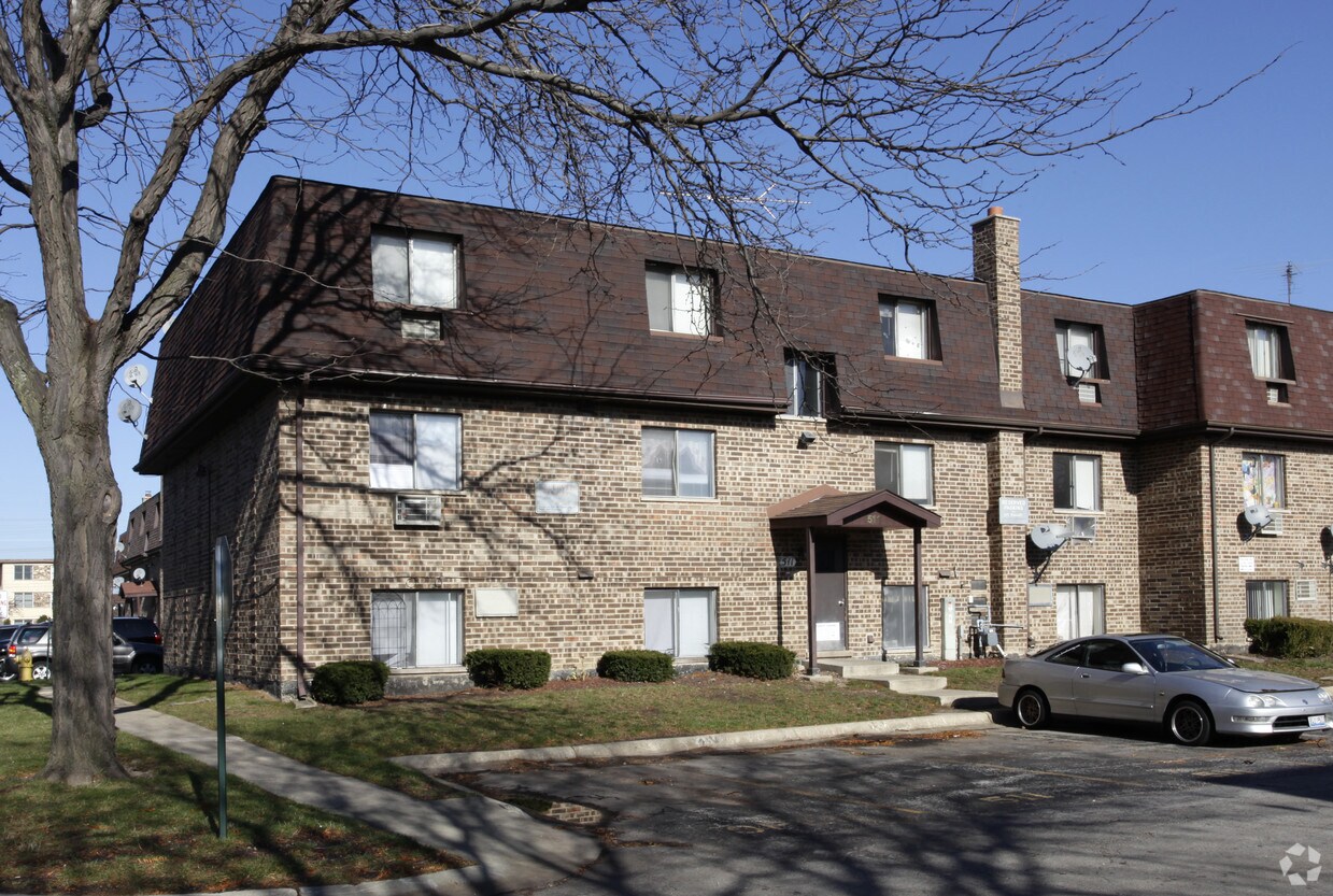 Primary Photo - 511 W Dempster St