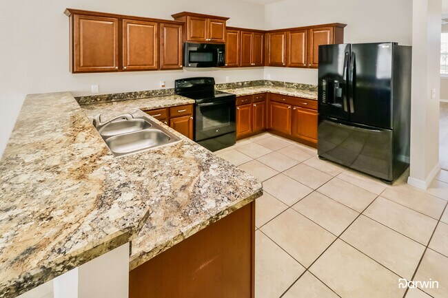 Foto del edificio - 804 Krenson Woods Lane, Lakeland, FL 33813
