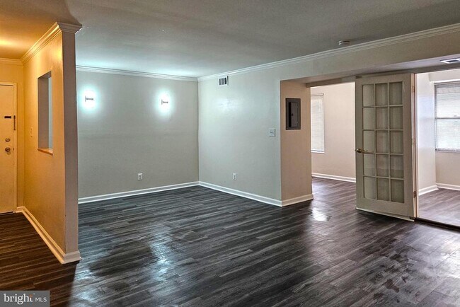 Foto del edificio - 9639 White Acre Rd