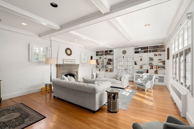 Foto del edificio - 487 Ward St