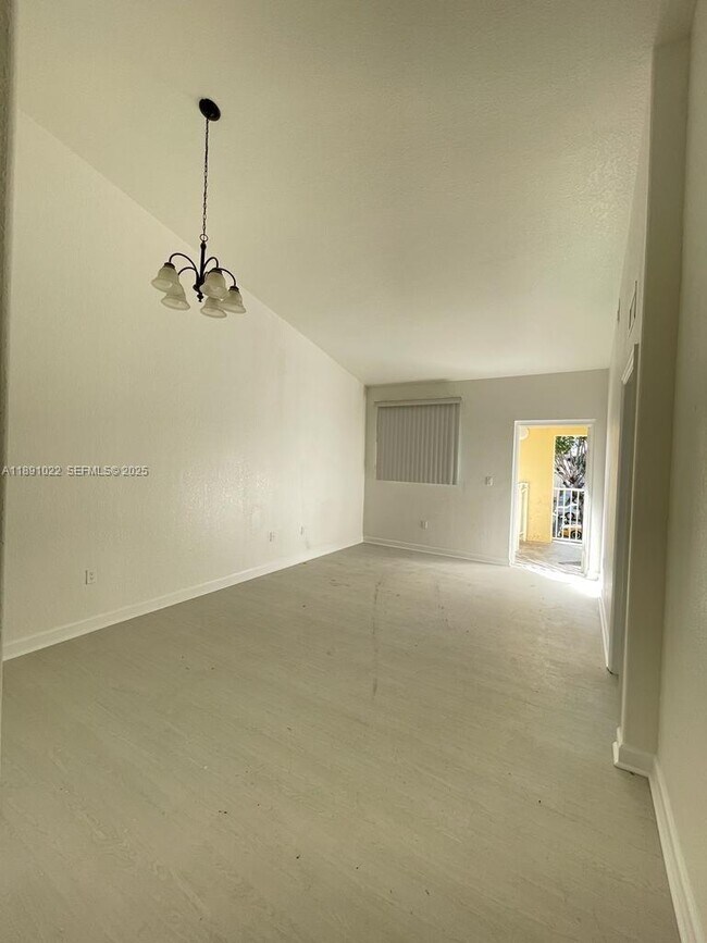 Foto del edificio - 2903 SE 17th Ave