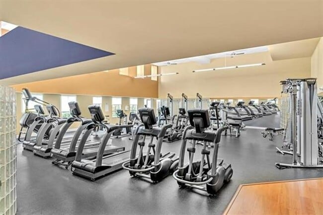 Building Photo - 7355 SW 89th St