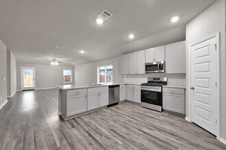 Building Photo - 257 Gallant Front Trl