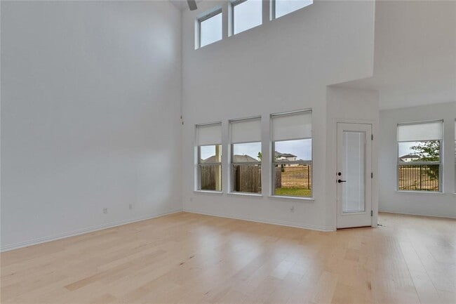 Building Photo - 18104 Clairess Ln