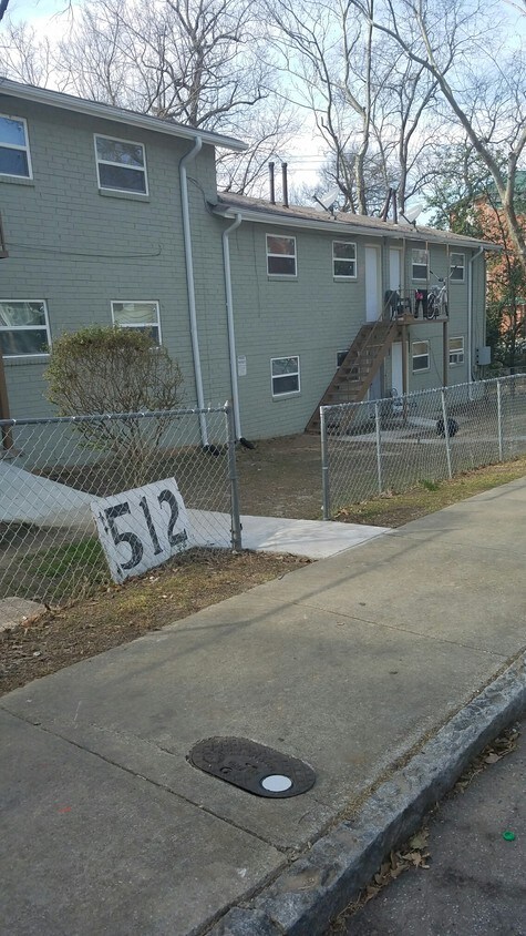 Foto principal - 512 Lindsay St NW