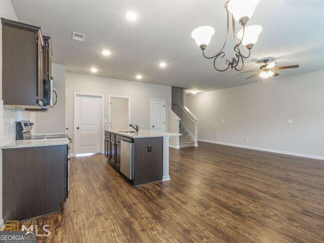 Building Photo - 1074 Mcconaughy Ct