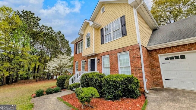 Building Photo - 253 Hampton Park Dr