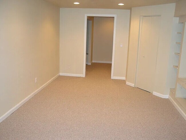 Foto del edificio - 13168 Tejon St