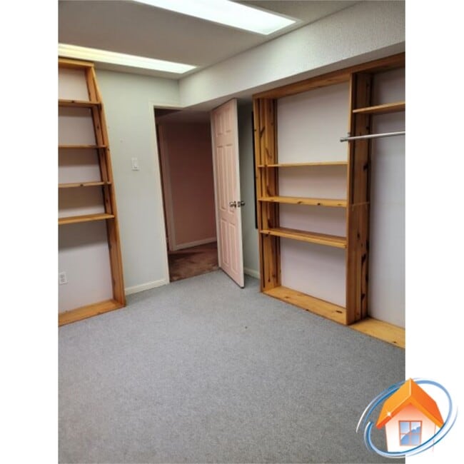 Building Photo - 24 Cliffwood Rd