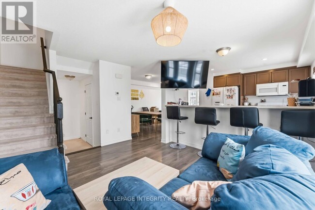 Building Photo - 425 Gerardia Ln