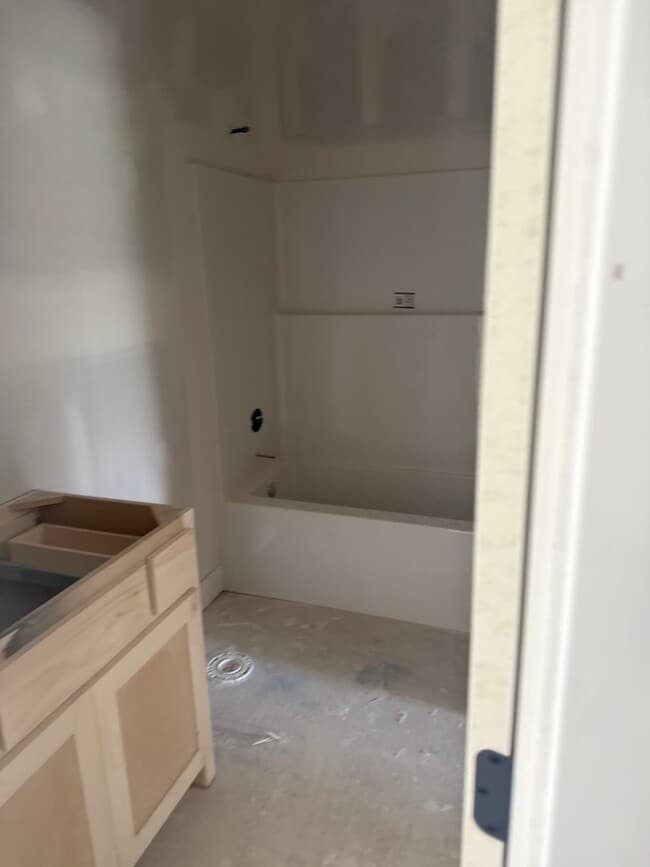 Building Photo - 7413 Englewood Ln