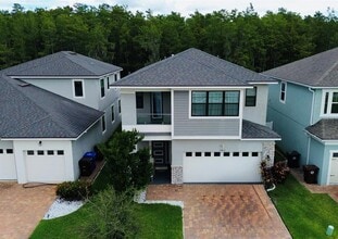 Building Photo - 2410 Riverbank Cv