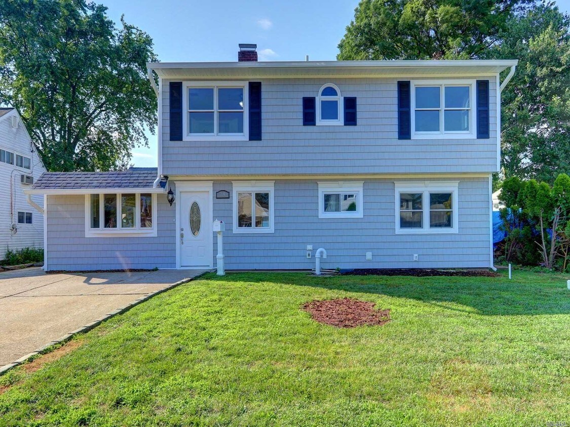 Primary Photo - 18 Prince Ln
