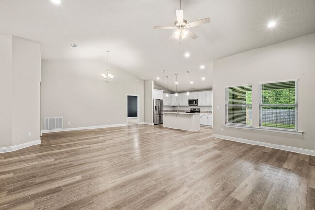 Building Photo - 5891 Anderson Ln