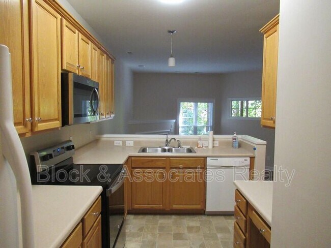 Building Photo - 4604 Pooh Corner