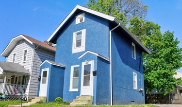Building Photo - 366 Wrexham Ave