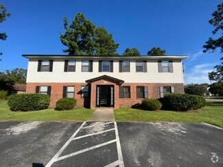 Building Photo - 100 Ravenwood Dr