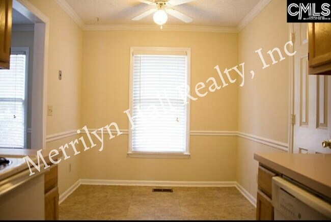 Building Photo - 116 Botany Dr