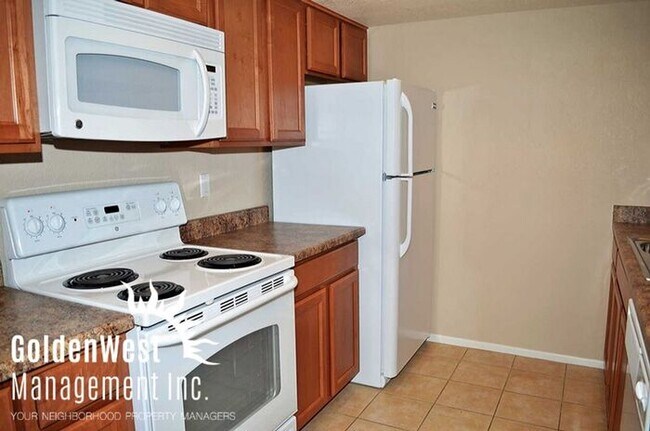 Building Photo - Fantastic 1Bdm 1Ba Home Near ASU!