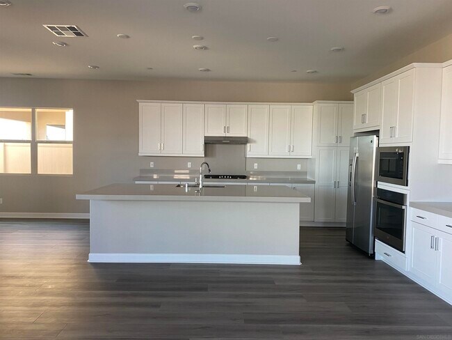 Foto del edificio - 606 Gateway Ln