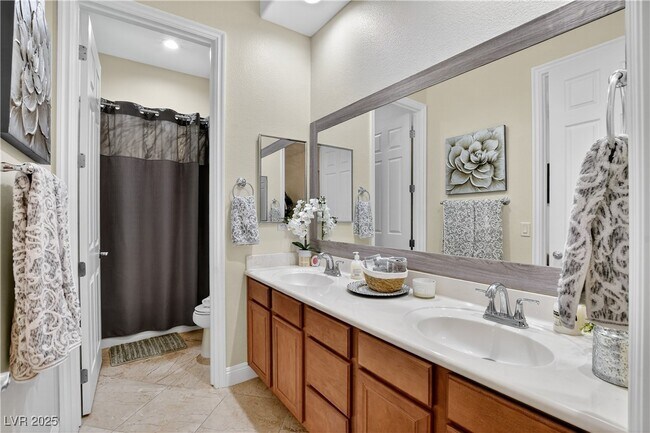Foto del edificio - 5111 Crown Cypress St