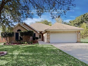 Building Photo - 7121 Timberlane Dr