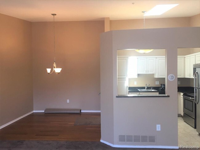 Foto del edificio - 43568 Arbor Way W