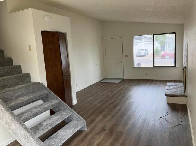 Foto del edificio - 2 bedroom in SPRINGFIELD OR 97477