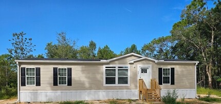 Building Photo - 526 S Leona Ave