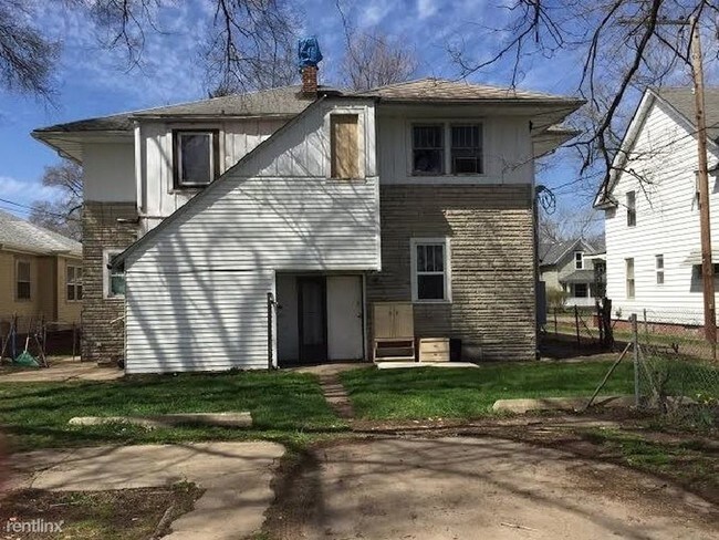 Building Photo - 1018 Sherman Ave