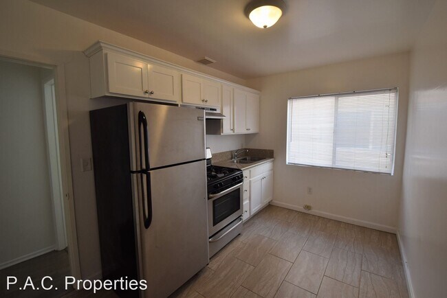 Foto del edificio - Studio, 1 bath Apartment - 2683 34th Stree...
