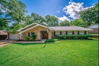 Building Photo - 3216 Brookside Dr