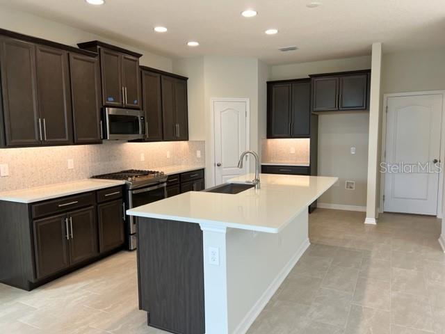 Building Photo - 12755 Brodlove Ln