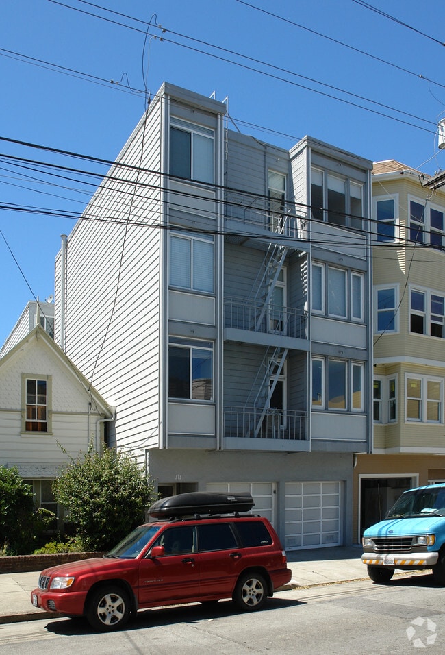 Building Photo - 313 2nd Ave