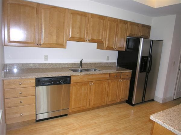 Foto del edificio - 1 Abbott Ln