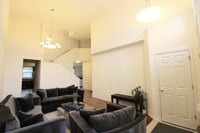 Foto del edificio - 748 Samson Way