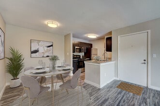Building Photo - Aspen Village