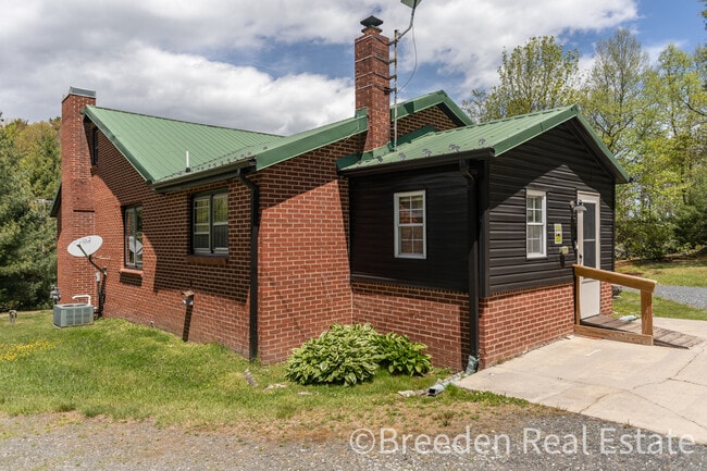 Building Photo - 8321 NC-181