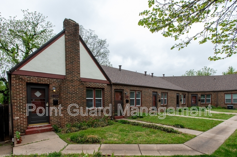 Primary Photo - 607-621 North Broadview Avenue - 613