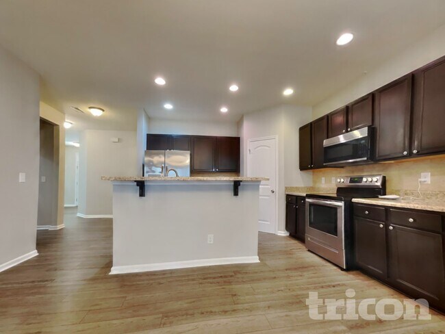 Foto del edificio - 76 Ashby Dr