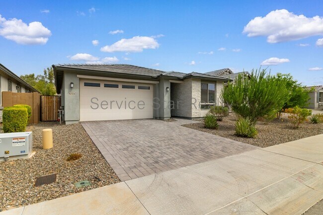 Building Photo - 6724 W Discovery Dr