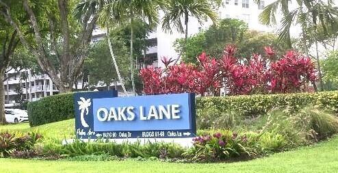 Foto del edificio - 565 Oaks Ln
