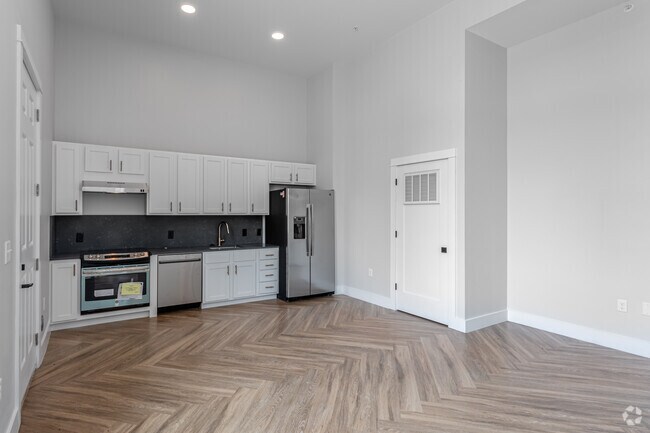 1HAB, 1BA - The One - Truesdale Building @ Johnson Square