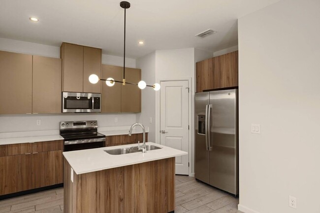 Building Photo - 3509 Duke Ave